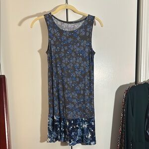 LOGO by Lori Goldstein Blue Floral Tunic